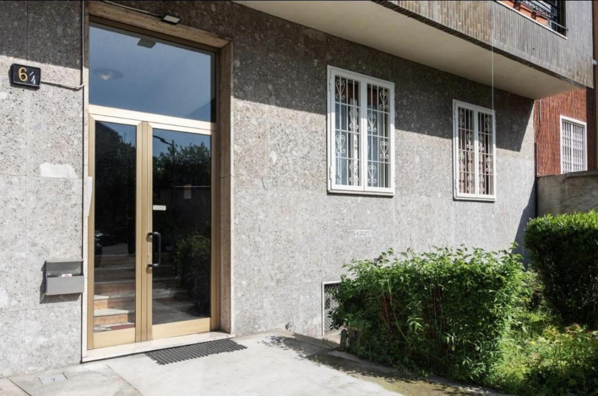 Luxury Apartment In Prada District Near Mm Brenta & Milan Center - Ideal For Business Profiles Exterior photo