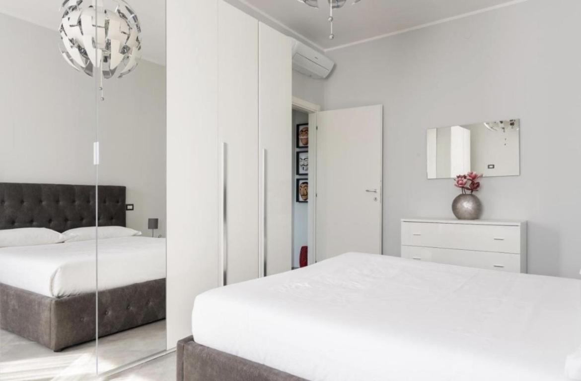 Luxury Apartment In Prada District Near Mm Brenta & Milan Center - Ideal For Business Profiles Exterior photo
